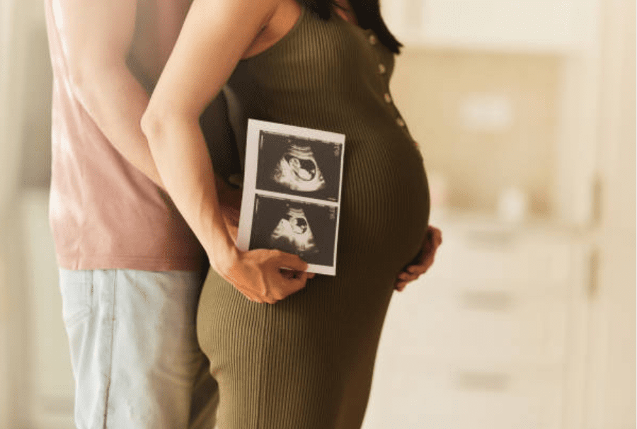 Ecógrafo para la salud de la mujer 2