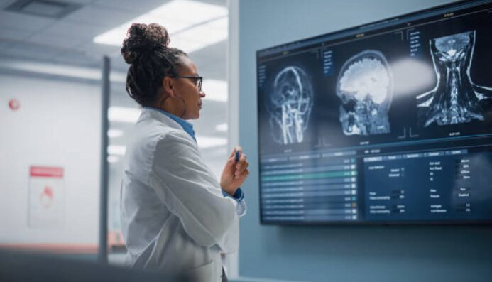 distributore di attrezzature ospedaliere1